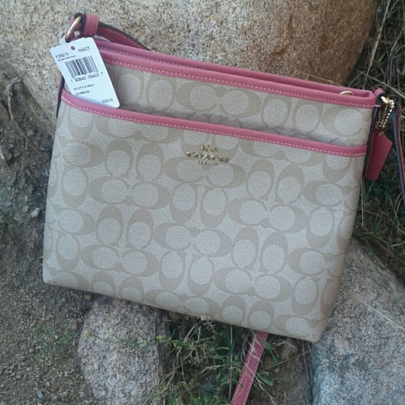 Coach Handbags - Coach crossbody